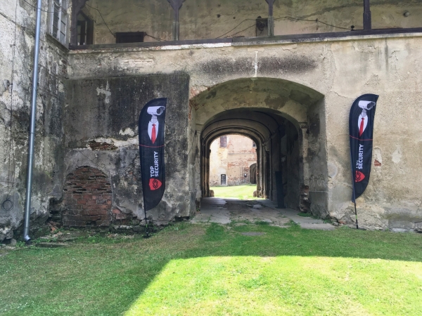 Zabezpečení na zámku Brtnice v souladu s požadavky památkářů